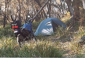 2003-01 Tengai in Bushcamp above Freycinet Whitewater Wall